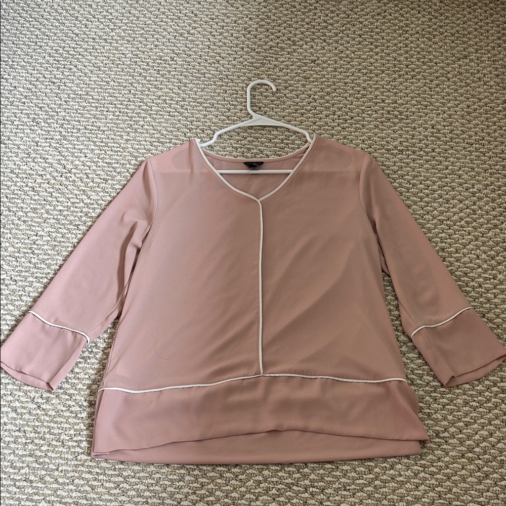 Ann Taylor Dusty Rose Blouse with White Piping